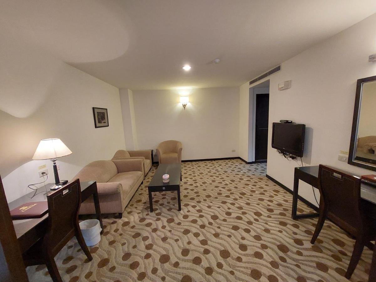 Herkang Hotel Taichung Eksteriør billede