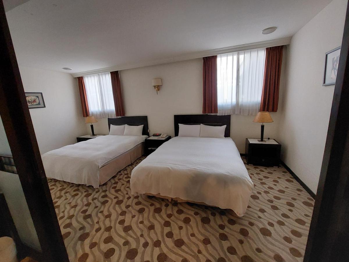 Herkang Hotel Taichung Eksteriør billede
