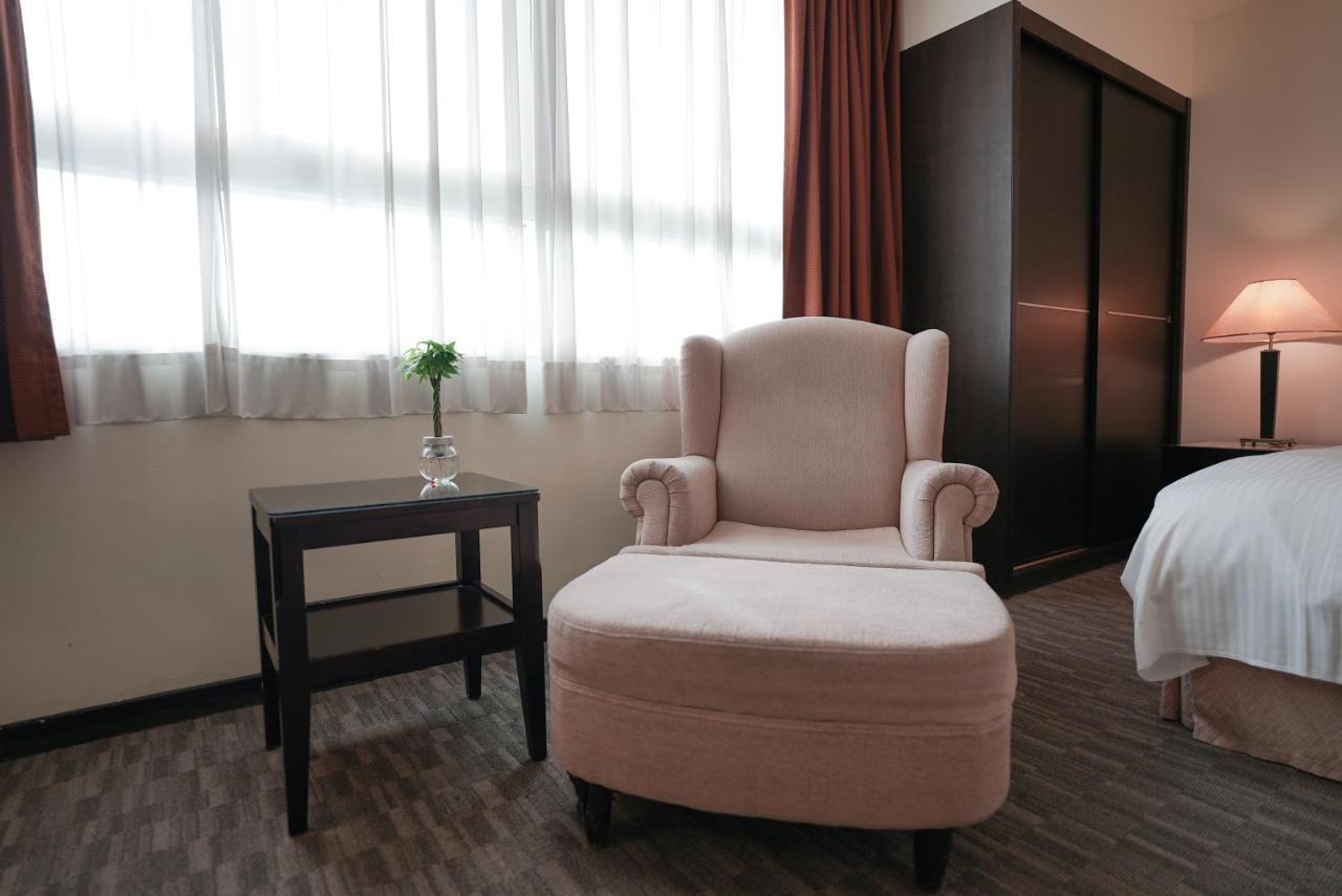 Herkang Hotel Taichung Eksteriør billede