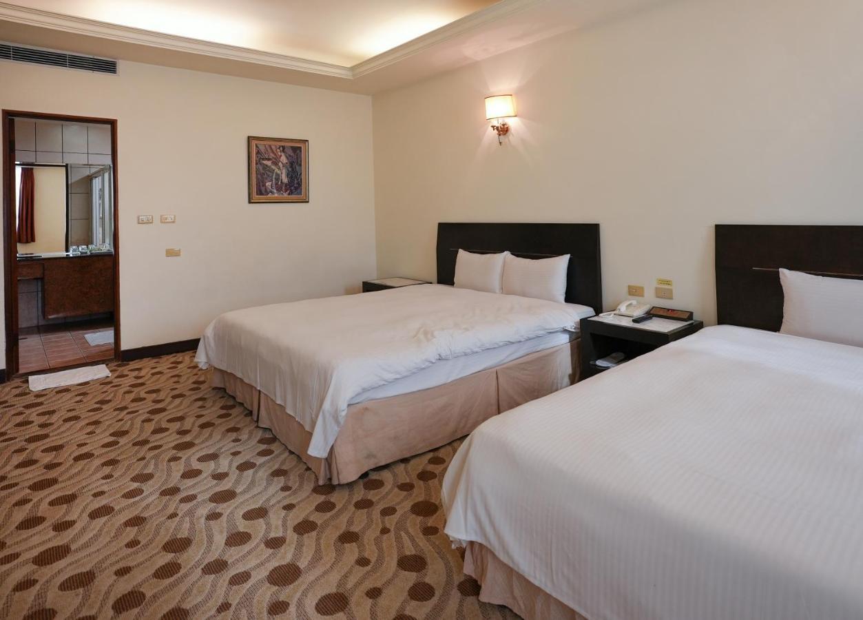 Herkang Hotel Taichung Eksteriør billede