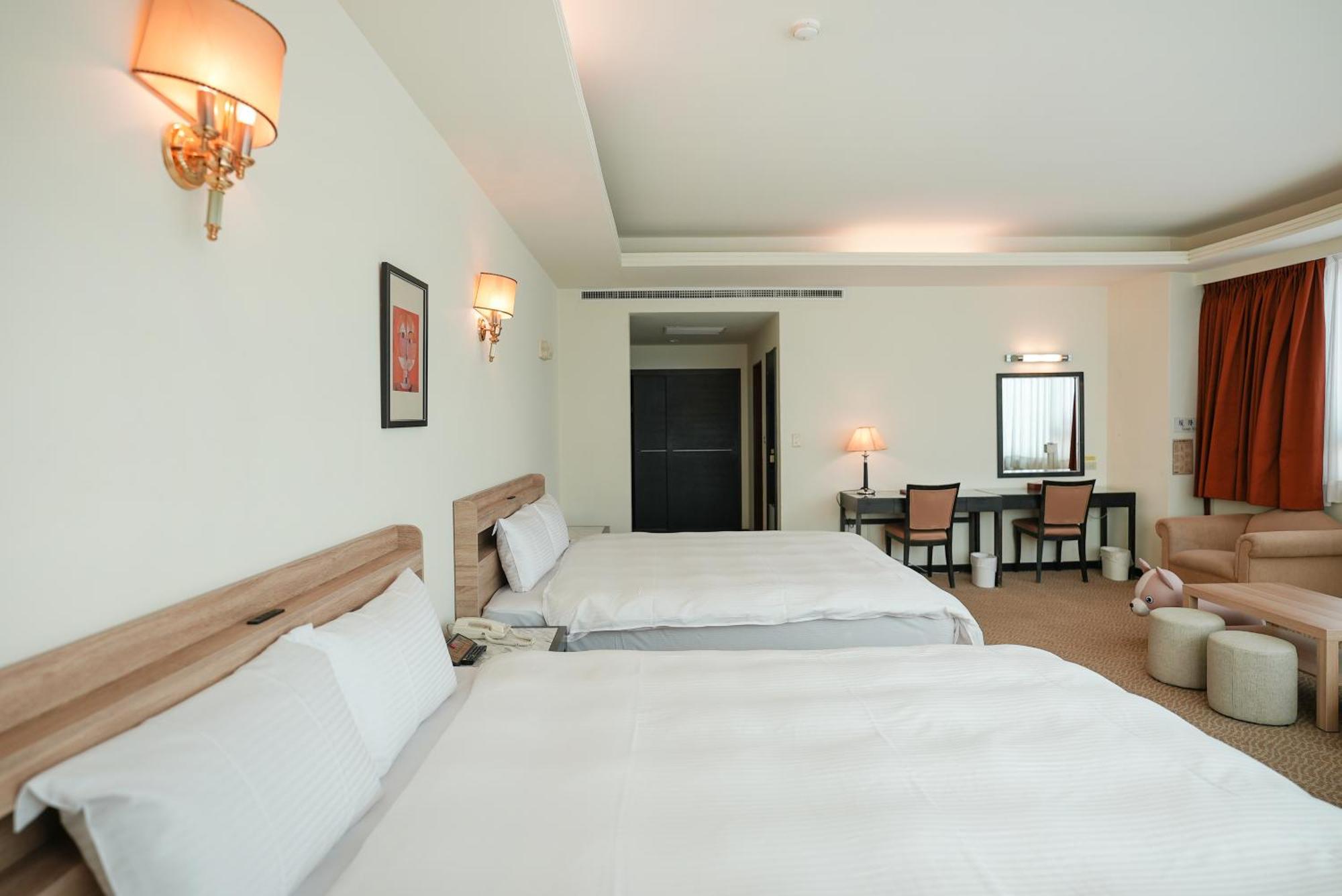 Herkang Hotel Taichung Eksteriør billede